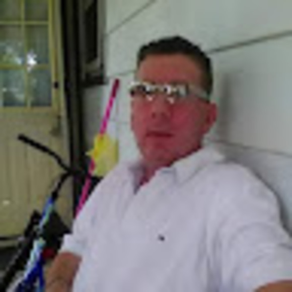 Meet your Posher, Donald - Picture 1 of 1